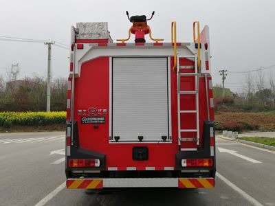 國六   8噸解放泡沫消防車