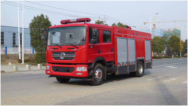 8.2噸東風(fēng)D9水罐消防車(chē)