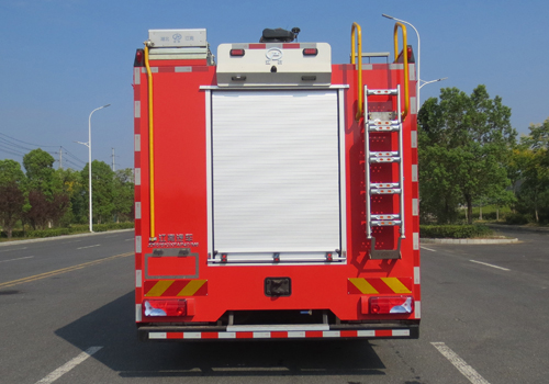 4T壓縮空氣泡沫城市主戰消防車